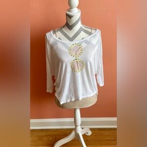 Sauce Top with Geometric Design